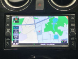 高性能で使いやすい日産純正ナビゲーションです。フルセグTVも鑑賞出来るしBluetooth機能付なのでお手持ちの携帯電話でハンドフリー通話も出来ます。