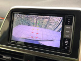 【バックカメラ】駐車時に後方がリアルタイム映像で確認できます。大型商業施設や立体駐車場での駐車時や、夜間のバック時に大活躍!運転スキルに関わらず、今や必須となった装備のひとつです!