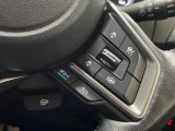【全車速追従機能付クルーズコントロール】高速道路での長距離走行が楽に!!自動で速度を保つクルーズコントロールが、衝突軽減システムと連携し、前方の車両を感知して車間を保つように速度調節してくれます!!