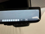 後方確認をミラーではなくカメラ映像で確認出来るデジタルインナーミラーを搭載!荷物があり、後方確認が出来ない時や雨天時などにとても便利☆