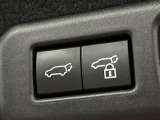 【パワーバックドア】スマートキーや運転席のボタンを押すだけでリアゲートが自動で開閉します!荷物を持っている時や、高い位置にあるバックドアを閉める際に便利な機能です♪