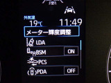 先進の安全装備ついてます。詳しい装備内容、仕様等につきましてはスタッフにお問合せ下さい。