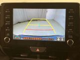 いまや必須装備「ナビゲーション」搭載!知らない場所にスイスイッとドライブ。もう、これなしではハンドルを握れませんね!でも運転中の操作は危険ですのでご注意ですね☆