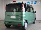 広々とした車内空間に優れた燃費性能。更にデザインも上質で人気のお車です!