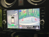 【アラウンドビューモニター】専用のカメラにより、上から見下ろしたような視点で360度クルマの周囲を確認することができます☆死角部分も確認しやすく、狭い場所での切り返しや駐車もスムーズに行えます。