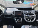 セレナ 1.2 e-POWER ハイウェイスターV 