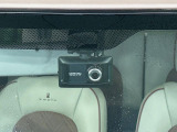 【ドライブレコーダー】ドライブレコーダー装備!走行中はもちろん、あおり運転や事故に遭遇した際、映像で記録し、万一のリスクに備えます。※記録用SDカードはお客様ご自身でご準備いただく必要があります。