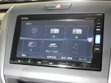 ナビゲーションは純正メモリーナビ(VXM-195VFi)を装着しております。AM、FM、CD、DVD再生、Bluetooth、音楽録音再生、フルセグTVがご使用いただけます。