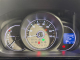 【スピードメーター】メーターがシンプルで見やすく運転しやすいですね!