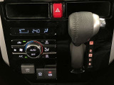 電動パーキングブレーキとなります。(自動又は手動でパーキングブレーキをかける・解除する事が出来ます)