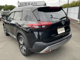 外装は、専任のスタッフが真心込めて丁寧に磨きをして納車いたします。