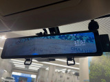 【デジタルインナーミラー】後席の大きな荷物や同乗者で後方が確認しづらい時でも安心!カメラが撮影した車両後方の映像をルームミラー内に表示。クリアな視界で状況の確認が可能です!