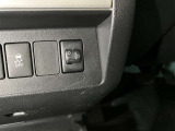 ヘッドランプ光軸調整レバーです。