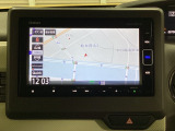 ナビゲーションはフルセグTV対応のGathers純正メモリーナビを搭載しています。Bluetoothオーディオ機能がありますので、スマートフォンなどの音楽も再生できます。