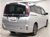 エスクァイア 2.0 Gi プレミアムパッケージ 4WD 