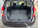フラットになるようにラゲッジボードが付いてます☆フラットなので、より荷物が載せやすいですよ(*^-^*)