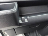 愛知ダイハツではお車をご購入頂いた後が本当のお付き合いのスタートだと思っています。 ですので定期点検や車検もお得なパックをご用意してお客様に頼りにされるダイハツディーラーを目指しています☆