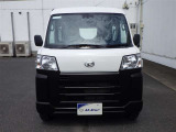 当店は全車『ロングラン保証』付!(1年間、距離無制限 HV車はHV保証付) 別途延長保証もご用意しております♪ ぜひ現車を確認にご来店ください