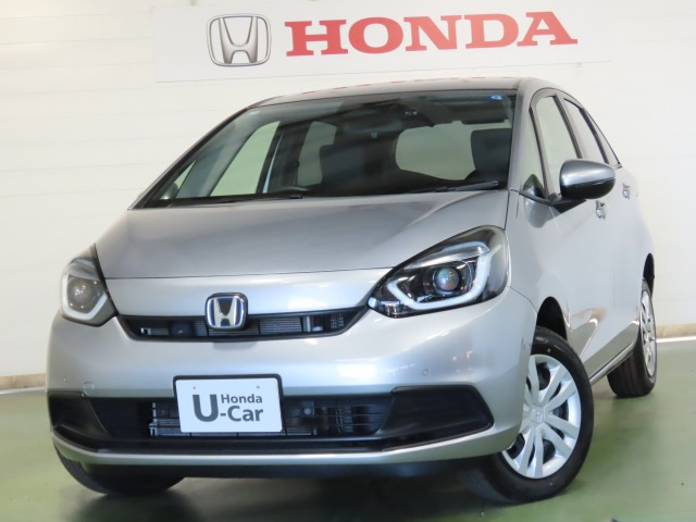 フィット  1.5 e:HEV ベーシック 4WD