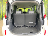 普段のお買い物や通勤、送迎等に十分な荷室スペースを確保しております。セカンドシートを倒すと、大きな荷物の積載も可能です♪