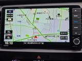 9インチ純正メモリーナビ(VXUー215FTi)を装着しています。目的地設定やルート案内もスムーズに行えます。