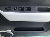 ドアポケットには、小物が入れられるようになっています。