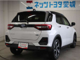 広々とした車内空間に優れた燃費性能。更にデザインも上質で人気のお車です!