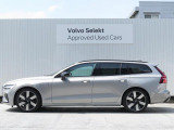 最新のプラットフォームを採用した新型V60は、安全性はそのままに立体駐車場でも問題無しのサイズです。