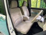 運転席シート廻りは使用感も少なく、良好な状態となっています。丁寧に使われていたことがよくわかりますね。