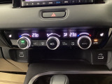ダブルエアコンは、運転席と助手席でそれぞれ異なる温度を設定できます。