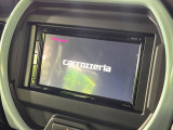 【ディスプレイオーディオ】お持ちのスマホやMP3プレイヤーとの無線接続で音楽再生が可能!コードで繋ぐわずらわしさも無く、手軽にお気に入りの音楽を楽しめます。