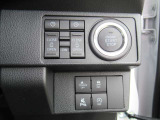☆衝突被害軽減ブレーキ「マートアシストⅢ」付き、横滑り防止装置、車線逸脱防止機能、誤発信防止装置、アイドルストップエンジン、左右電動スライドドアなどのフル装備です