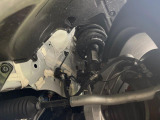 お車を安心してお乗りいただく為には、足回りの定期点検が欠かせません。サービスサポート(有償保証)では無料点検もご提供しており、安心のカーライフをお過ごしいただけるサポート体制が整っています。