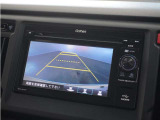 ◆リアワイドカメラシステム◆3種類の表示で後方確認をサポート♪セレクトレバーを「R」の位置に入れるとカメラ画像に切り替え。ノーマルビューでは従来のリアカメラと同様の標準的なビューで表示します!