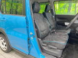 運転席シート廻りは使用感も少なく、良好な状態となっています。丁寧に使われていたことがよくわかりますね。
