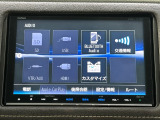 スマートフォンのような操作感の静電式タッチパネル。