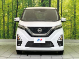弊社では、全車『修復歴なし』のお車のみ取り扱っております。専任バイヤーによる厳選した仕入れの後、入庫後の車両チェックを行い、ネクステージが認定した高品質な中古車をご提供しております。