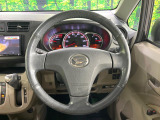 【純正革巻きステアリング】上質な革を使用することで、手にしっかり馴染みとても運転しやすいハンドルです♪