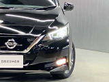 【ハイビームアシスト】先行車や対向車のライト、街路灯などを検知すると、自動でハイビームからロービームに切り替えで夜間の視界が広がると、安心も広がります!!