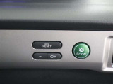 運転席操作部です。扱いやすい位置装着されており便利です。