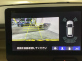 リアカメラ装備、運転に自信のない方でも安心して車庫入れができるリバース連動リアカメラが装着されています。狭い駐車場はもちろん、雨の日や夜間でもストレスなく運転していただけます。