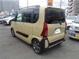 しっかり、法定点検または、車検整備を行います。オイル交換、オイルエレメントや消耗品のチェック、必要であれば交換して納車いたします。その際の整備記録は納車時にお渡しいたします!