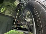 お車を安心してお乗りいただく為には、足回りの定期点検が欠かせません。サービスサポート(有償保証)では無料点検もご提供しており、安心のカーライフをお過ごしいただけるサポート体制が整っています。