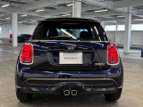 全てのMINIに全国のMINI正規ディーラーでご利用いただける保証をお付けしてご納車させていただいております(一部特殊車両を除く)。