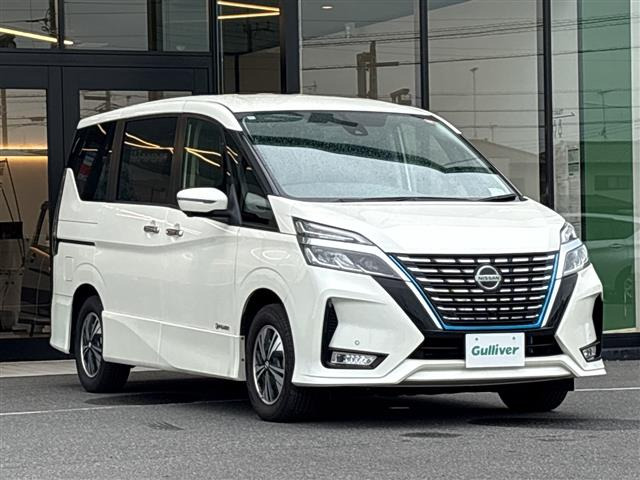 セレナ 1.2 e-POWER ハイウェイスターV 修復歴無し