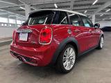 MINI自動車保険をご存知でしょか?万が一の事故の際、当社とMINI保険を引受している国内大手損保会社と連携して迅速に対応いたします。長期保険もお取り扱いしております。是非お話させてください。