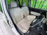 運転席シート廻りは使用感も少なく、良好な状態となっています。丁寧に使われていたことがよくわかりますね。