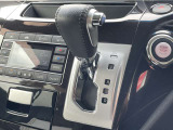 使いやすいオートマのお車!マニュアルモードも搭載です!