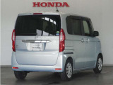 ◆アダプティブクルーズコントロール◆予め設定した車速内でクルマが自動的に加減速。前走車との適切な車間距離を維持しながら追従走行します。【LKAS】車線維持支援システムでステアリング操作を支援。