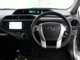 運転席廻りです。